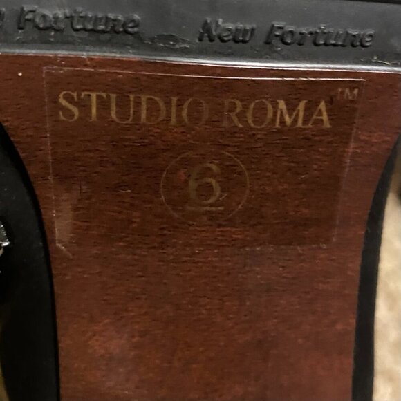 Studio Roma Booties Size 6 - Picture 9 of 10